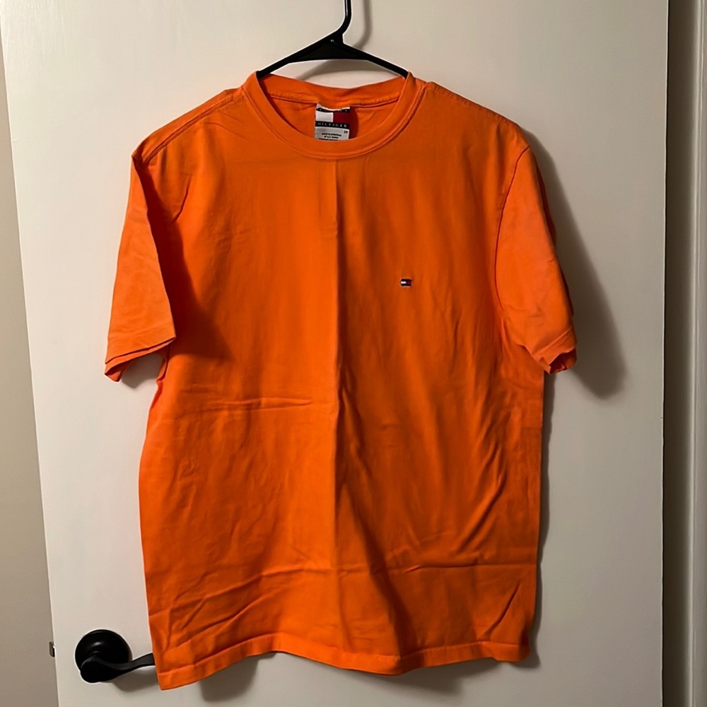 Like new! Size small Tommy Hilfiger tee